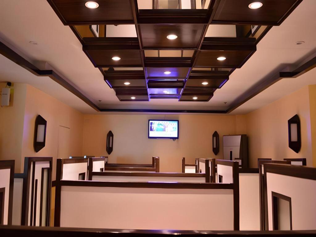 Hotel Sogo Edsa Caloocan Eksteriør billede