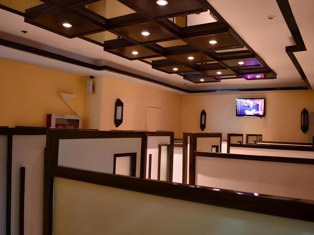 Hotel Sogo Edsa Caloocan Eksteriør billede
