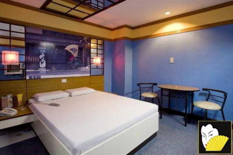 Hotel Sogo Edsa Caloocan Eksteriør billede
