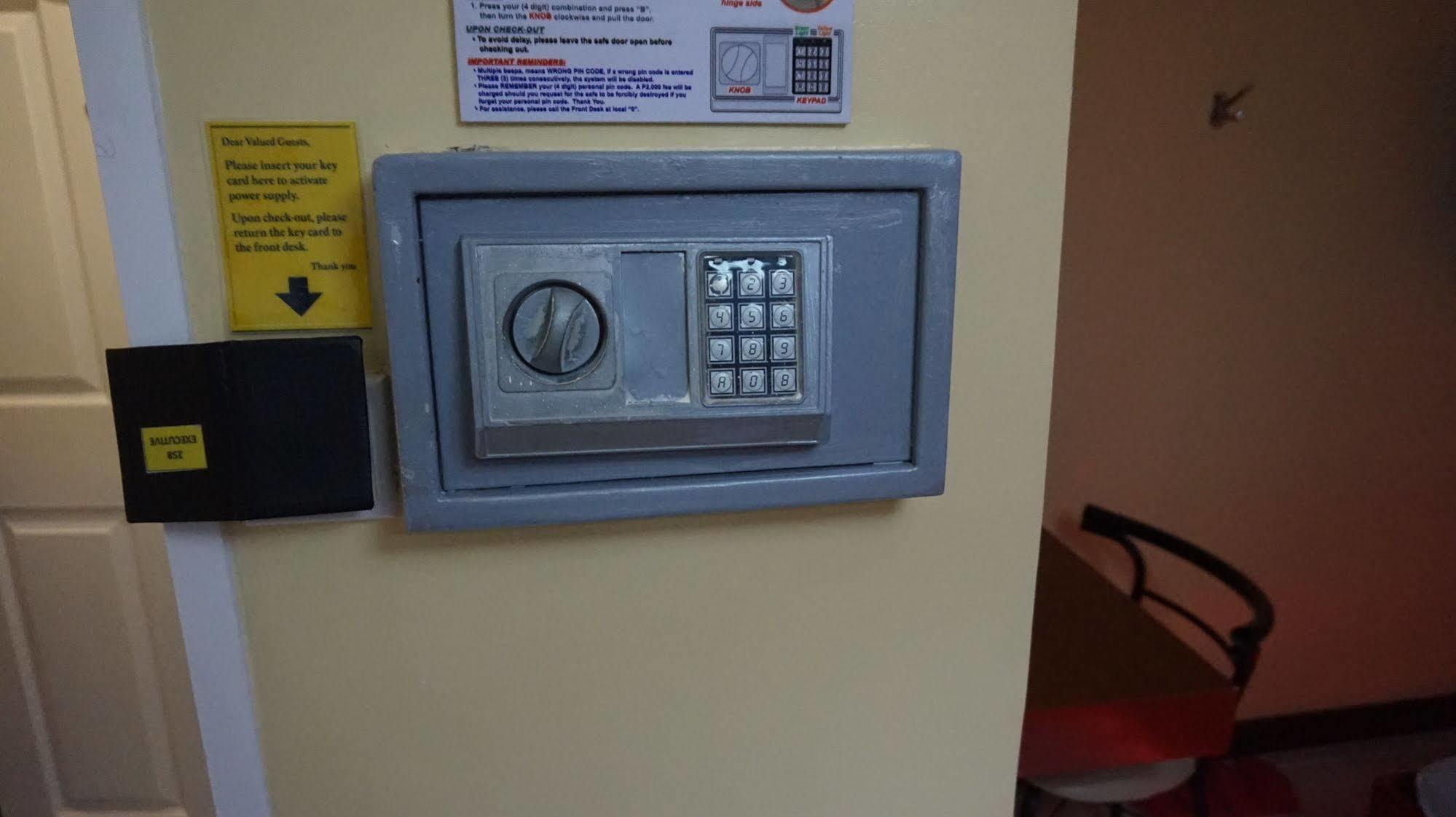 Hotel Sogo Edsa Caloocan Eksteriør billede